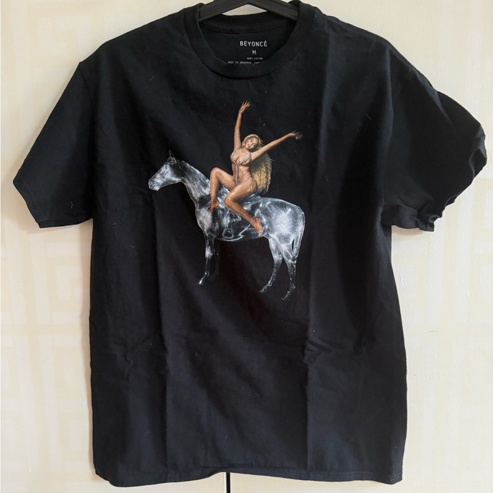 Beyoncé Renaissance Official Tour T-Shirt